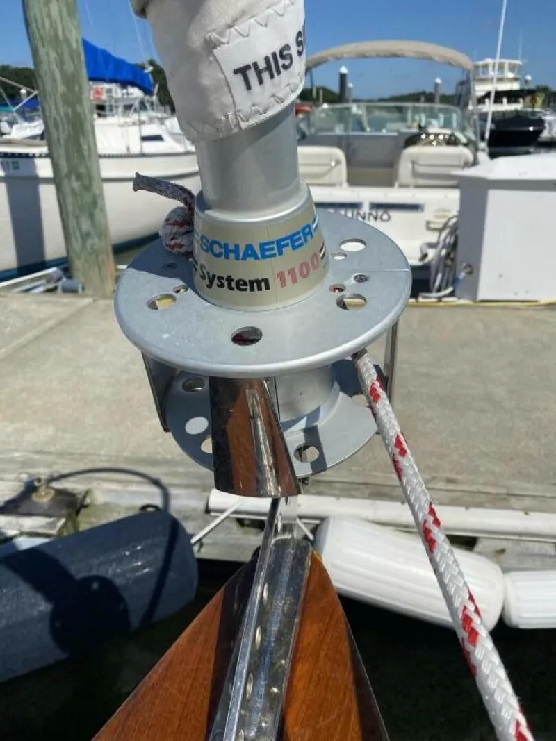 Slide: The Image of Columbia Sloop 1967 - 3497778