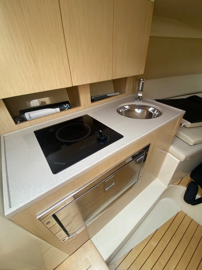 Slide: The Image of Chris-Craft Corsair 34 2018 - 1679722