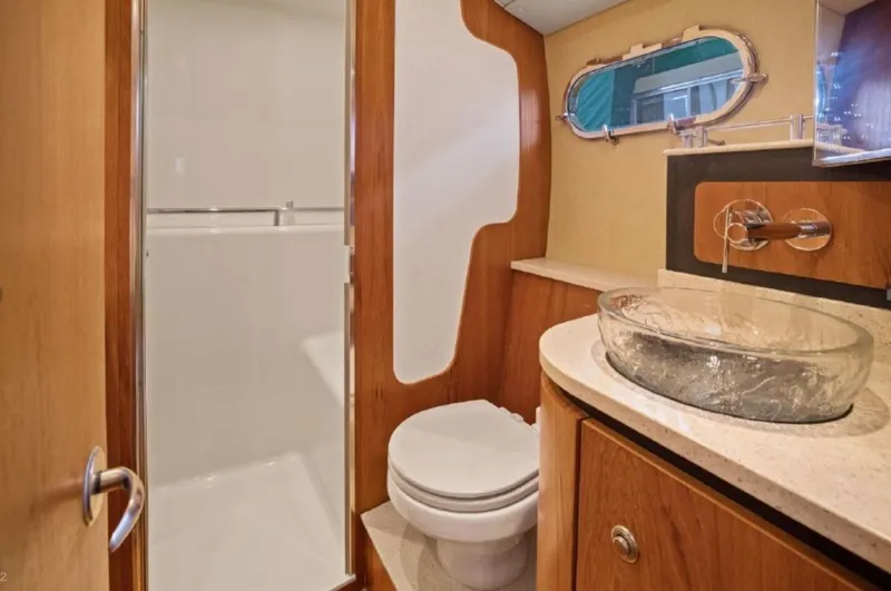 Slide: The Image of Tiara 3900 Sovran 2008 - 1680692