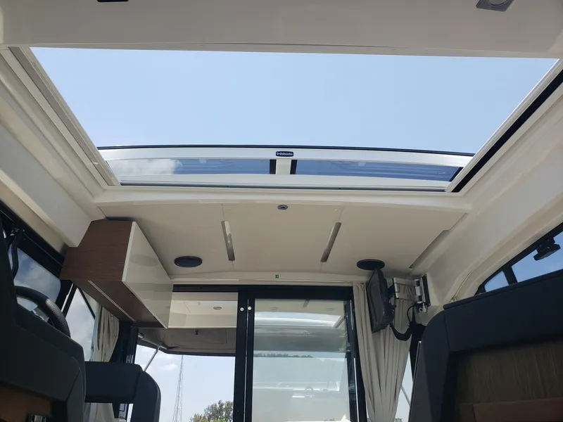 Slide: The Image of 2019 33 Jeanneau Express - Sunroof - 1692160