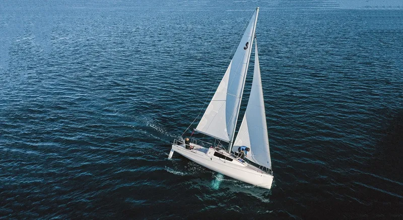 Slide: The Image of Beneteau First 24 Overhead - 1696147