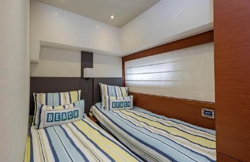 Slide: The Image of Prestige 550 2015 - 1696785