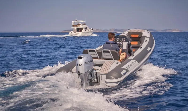 Slide: The Image of Highfield 460 DL 2022 - 1697520