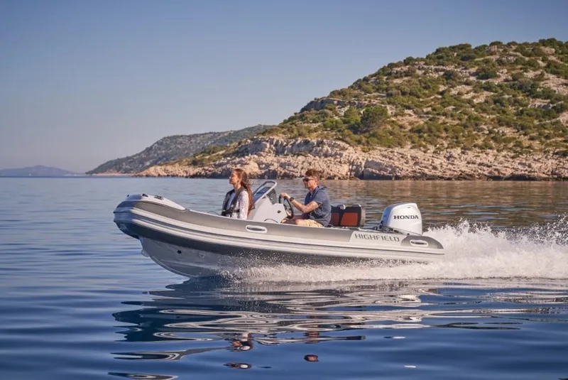 Slide: The Image of Highfield 460 DL 2022 - 1697522