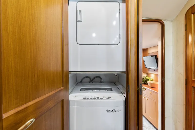 Slide: The Image of Ocean 52 SS 2001 - 1702029