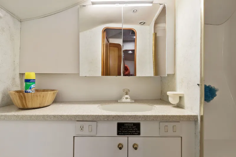 Slide: The Image of Ocean 52 SS 2001 - 1702041