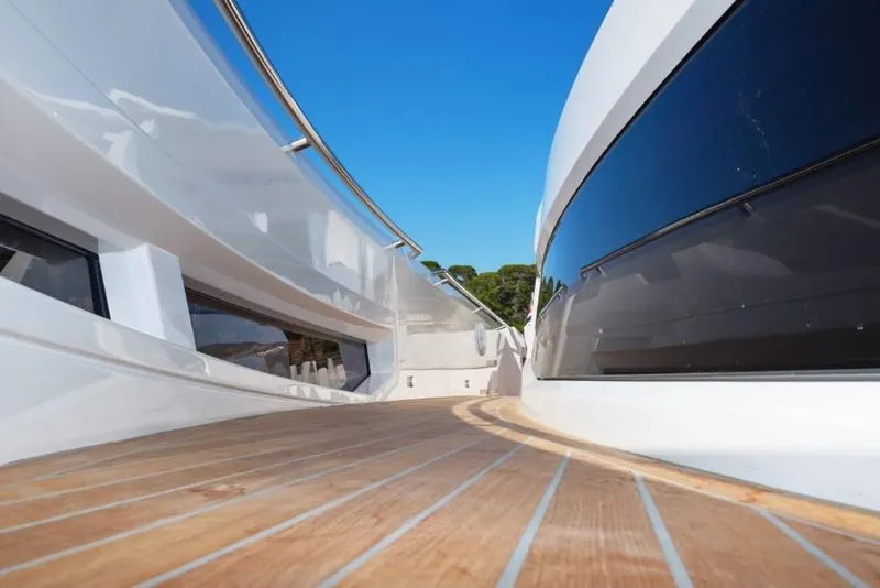 Slide: The Image of Windy SR44 2023 - 1931238