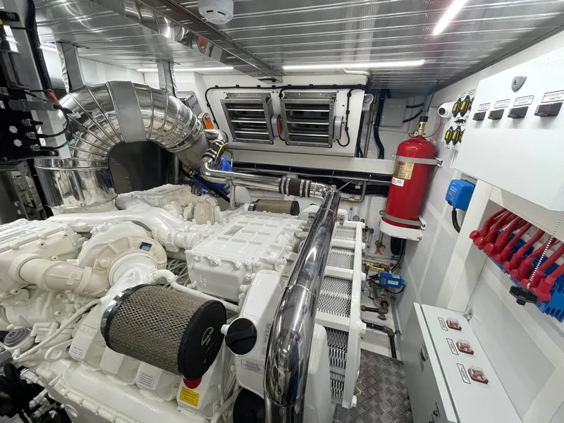 Slide: The Image of Astondoa 66 Flybridge 2021 - 1709247