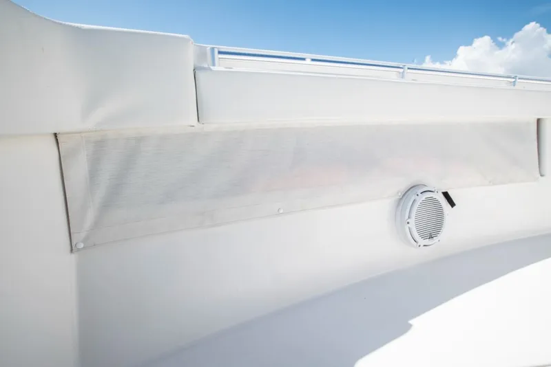 Slide: The Image of Invincible 42CC 2011 - 1718952