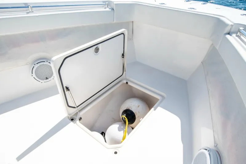 Slide: The Image of Invincible 42CC 2011 - 1718953