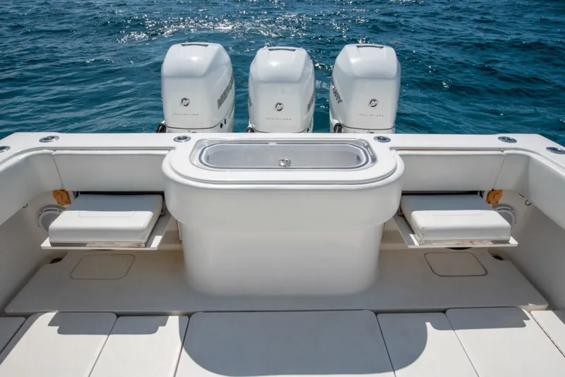 Slide: The Image of Invincible 42CC 2011 - 1718926