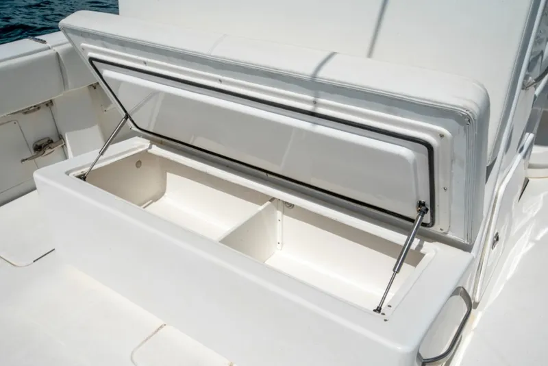 Slide: The Image of Invincible 42CC 2011 - 1718934