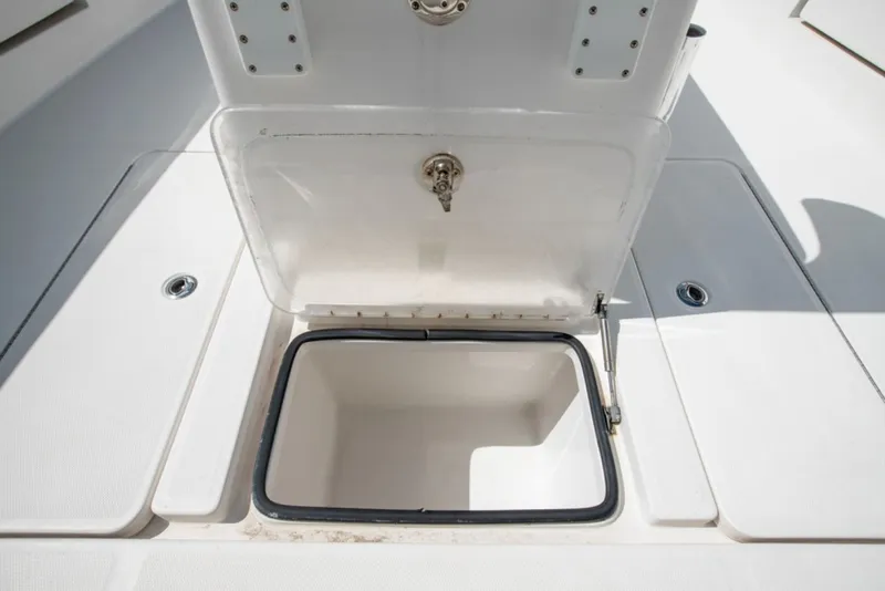 Slide: The Image of Invincible 42CC 2011 - 1718962