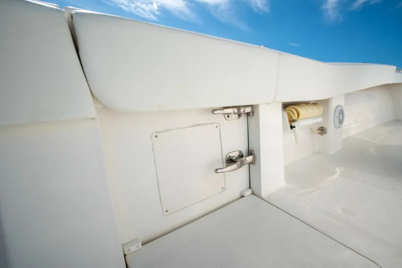 Slide: The Image of Invincible 42CC 2011 - 1718971