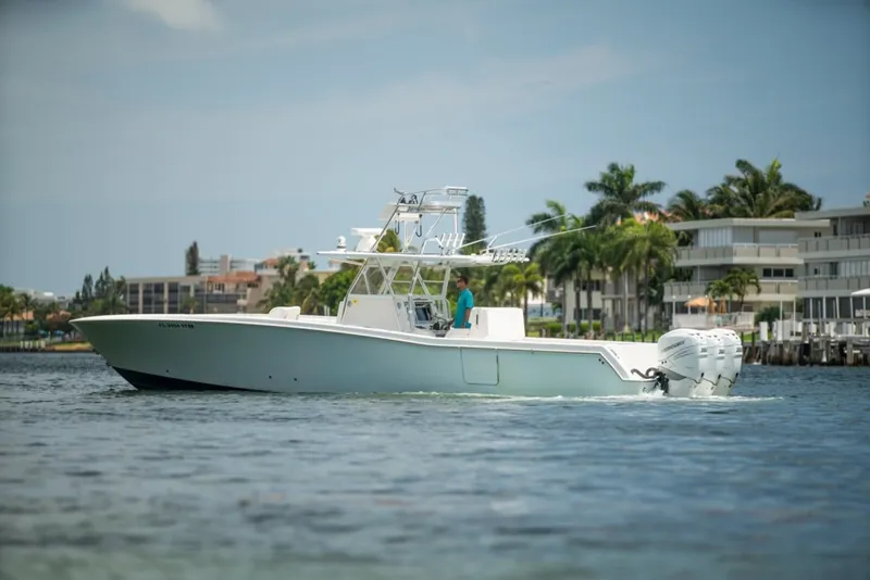 Slide: The Image of Invincible 42CC 2011 - 1718983