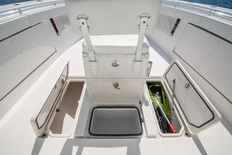 Slide: The Image of Invincible 42CC 2011 - 1718959