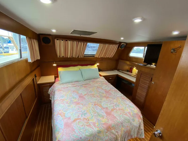 Slide: The Image of Tollycraft Aft Cabin 1983 - 3838723