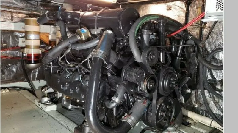 Slide: The Image of Tollycraft Aft Cabin 1983 - 1733108