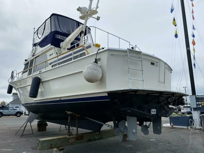 Slide: The Image of Tollycraft Aft Cabin 1983 - 3838972