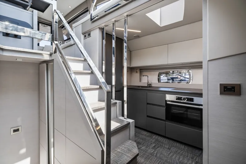 Slide: The Image of Pershing 7X 2020 - 1744572