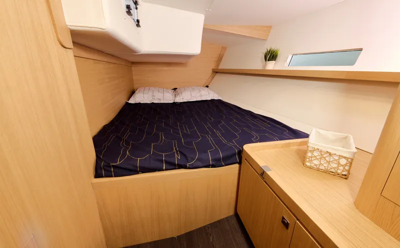 Slide: The Image of New J/45 Aft Cabin - 3244110