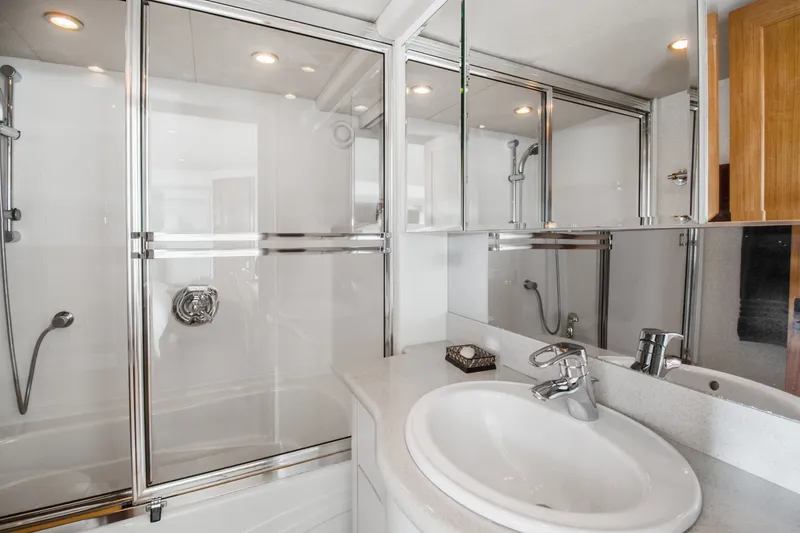 Slide: The Image of Pacific Mariner 65 Motoryacht 2000 - 1746475