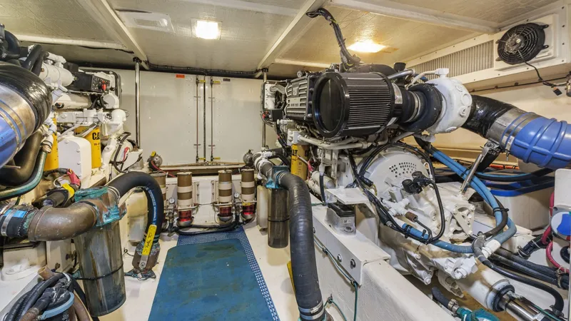 Slide: The Image of Pacific Mariner 65 Motoryacht 2000 - 1746484