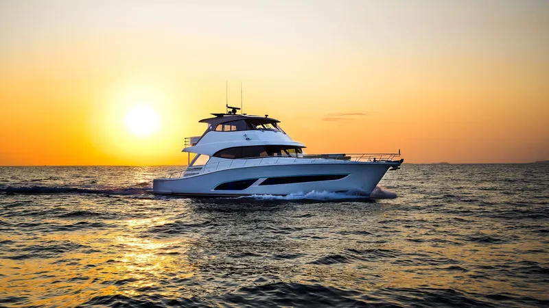 The Image of Riviera 68 Sports Motor Yacht 2027 - 1750166