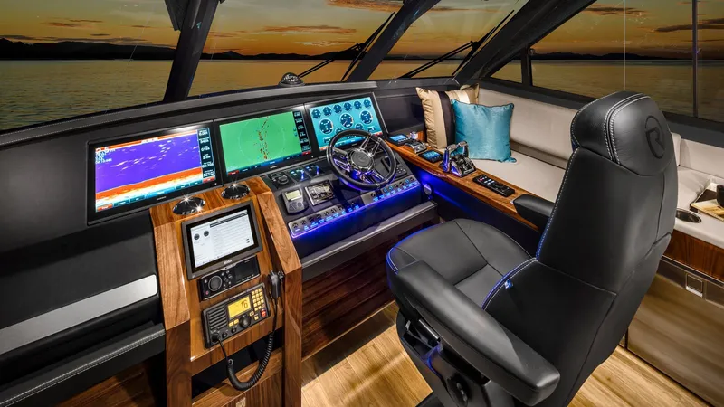 Slide: The Image of Riviera 68 Sports Motor Yacht 2027 - 1750170