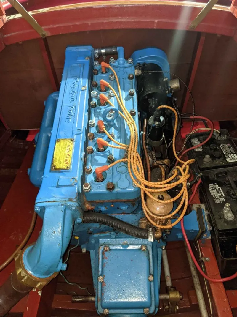 Slide: The Image of Chris-Craft Runabout Deluxe 1937 - 1751915