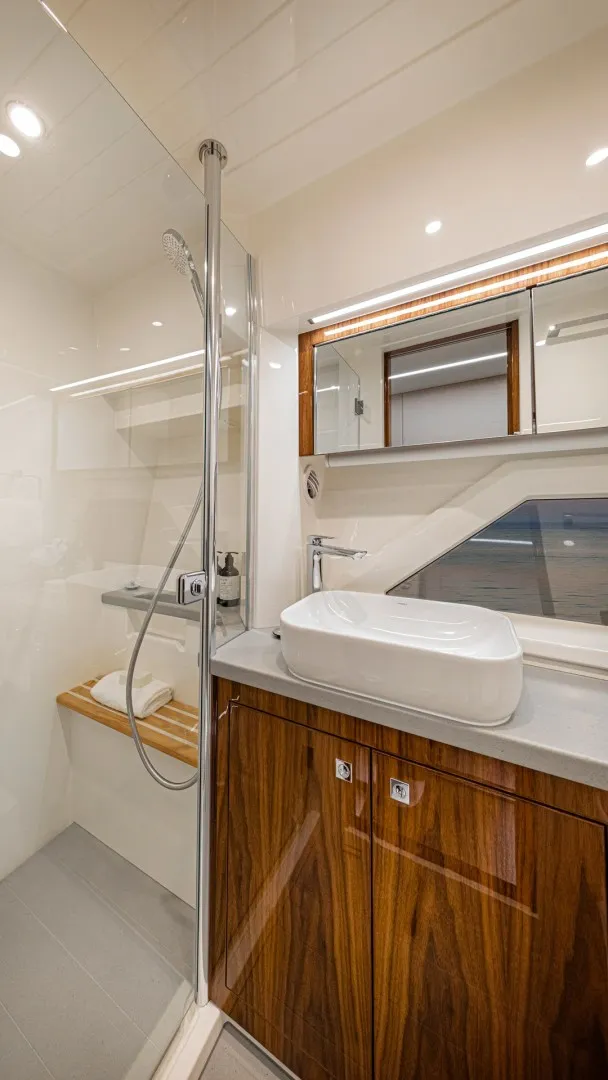 Slide: The Image of Riviera 50 Sports Motor Yacht 2026 - 1754654