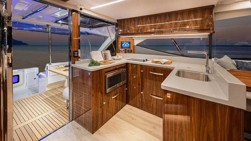Slide: The Image of Riviera 50 Sports Motor Yacht 2027 - 1754651