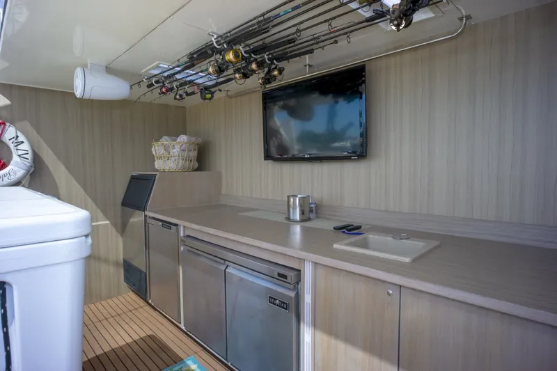 Slide: The Image of Ferretti Custom Line 94 2000 - 1755233