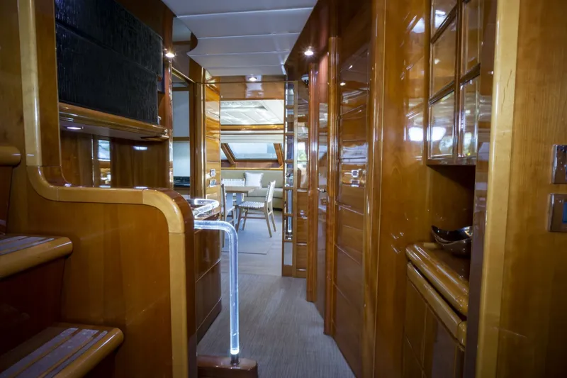 Slide: The Image of Ferretti Yachts Custom Line 94 2000 - 1755175