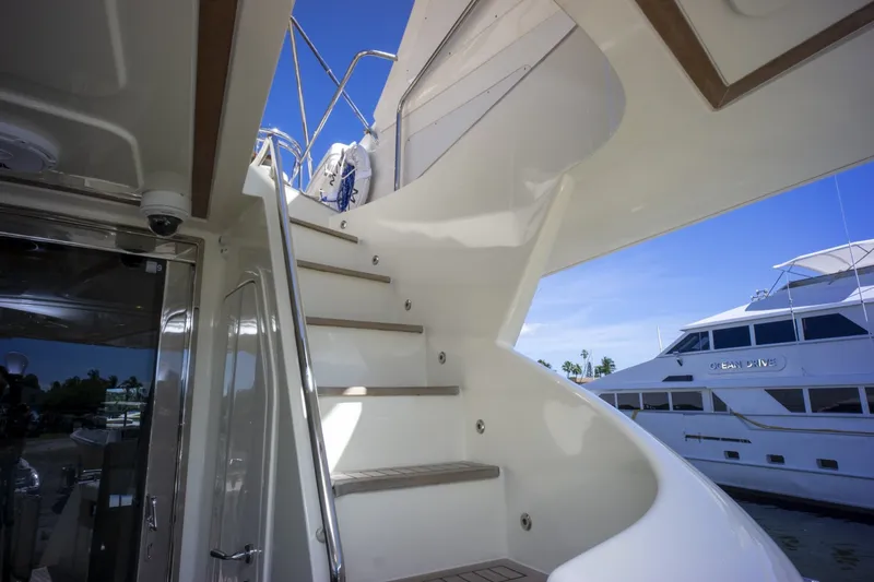Slide: The Image of Ferretti Yachts Custom Line 94 2000 - 1755216