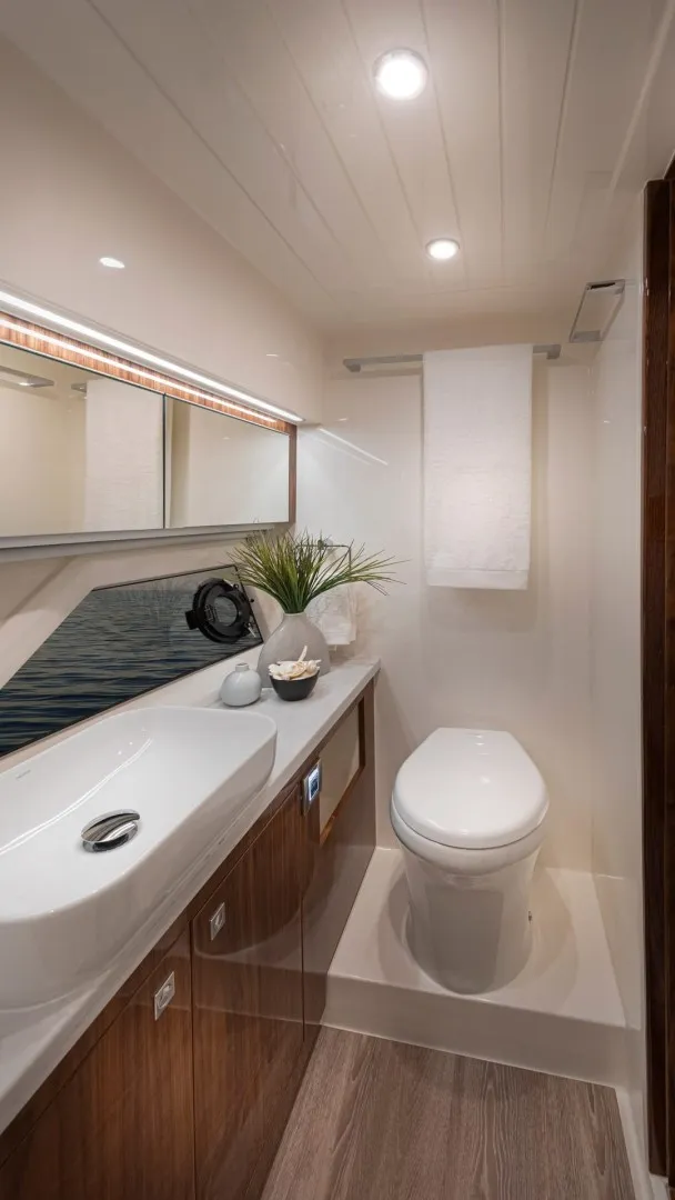 Slide: The Image of Riviera 505 SUV 2026 - 1755770