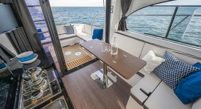 Slide: The Image of Beneteau Antares 11 2026 - 4693252