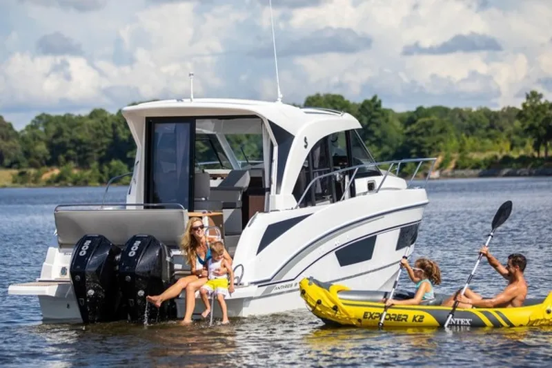 Slide: The Image of Beneteau Antares 9 2025 - 1795225