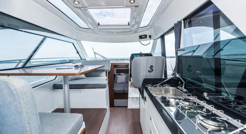Slide: The Image of Beneteau Antares 9 2025 - 1795252