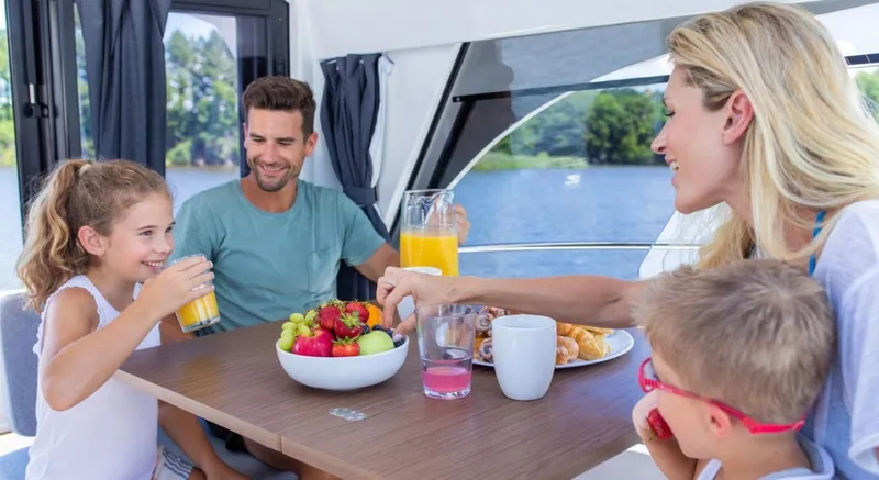 Slide: The Image of Beneteau Antares 9 2025 - 1795253