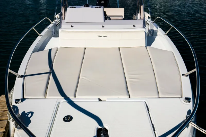 Slide: The Image of Beneteau Flyer 7 Sundeck 2026 - 1795343