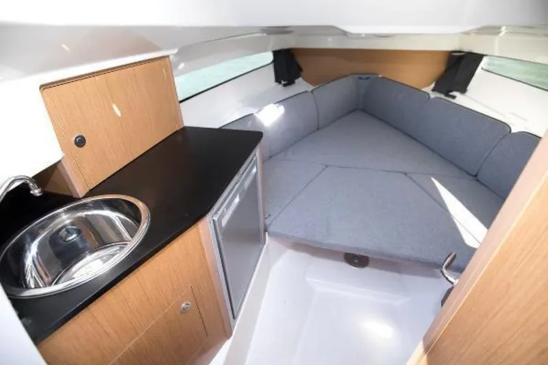 Slide: The Image of Beneteau Flyer 8 SunDeck 2026 - 1795376