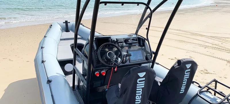 Slide: The Image of Ocean Craft Marine 8.4 M Amphibious 2022 - 1802527