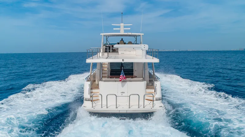 Slide: The Image of Hampton 658 Endurance LRC 2023 - 1868245