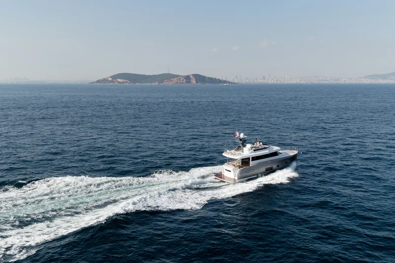 Slide: The Image of Sirena 58 - 3323421