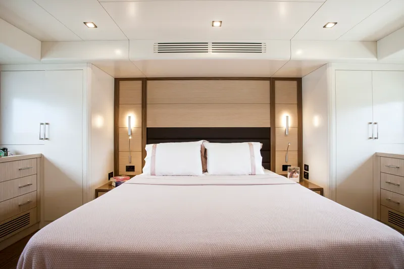 Slide: The Image of Sirena 58 - 3323601