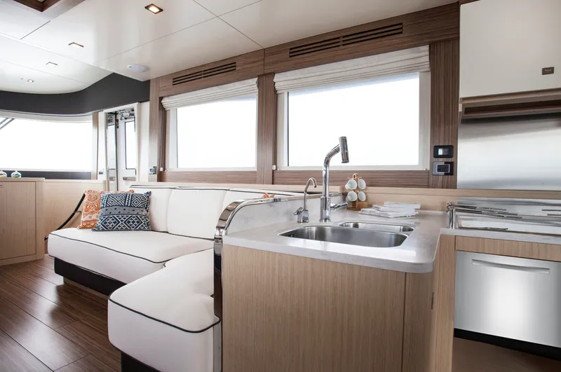 Slide: The Image of Sirena 58 - 3323609