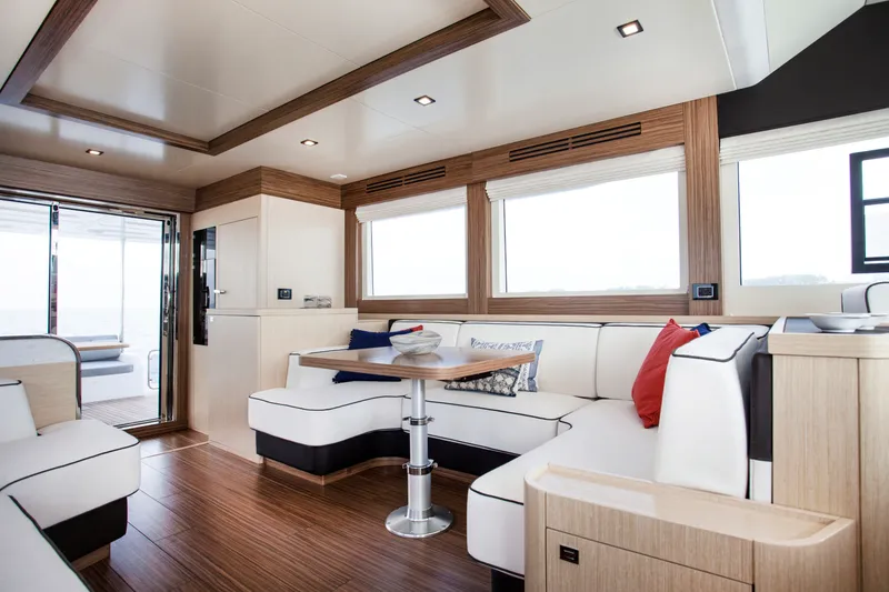 Slide: The Image of Sirena 58 - 3323613