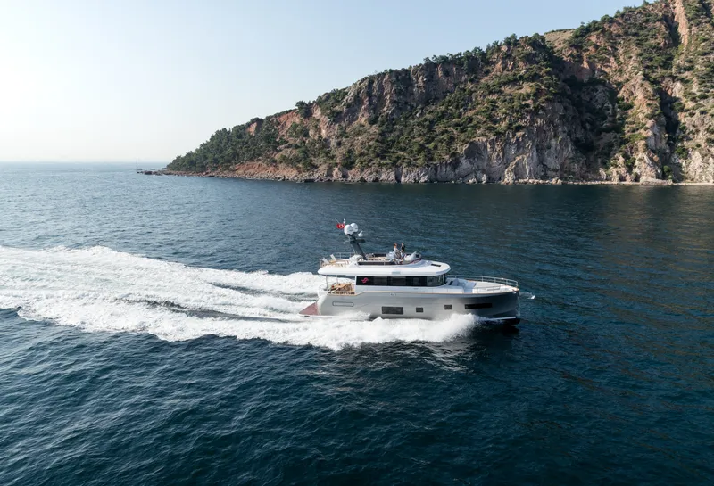 Slide: The Image of Sirena 58 - 3323428