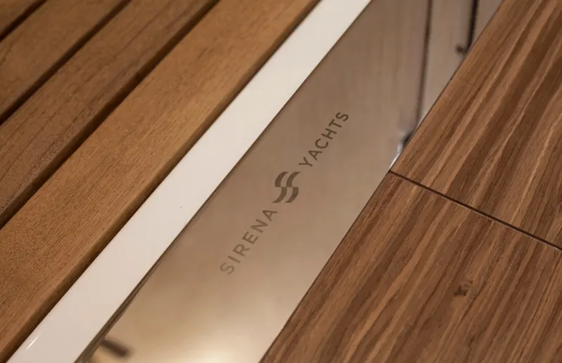 Slide: The Image of Sirena 58 - 3323625